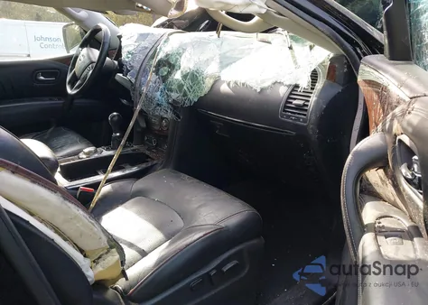 2017 Nissan Armada Platinum z USA, uszkodzony, nr VIN JN8AY2NC5H9505944